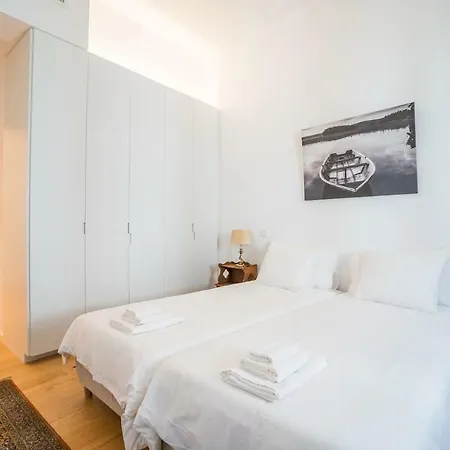דירה Spacious & Bright In Cais Sodre